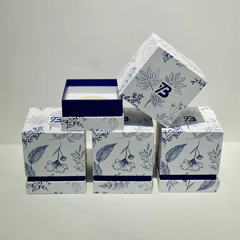 جعبه هدیه دست ساز عطر سفارشی جعبه هدیه دست ساز عطر سفارشی