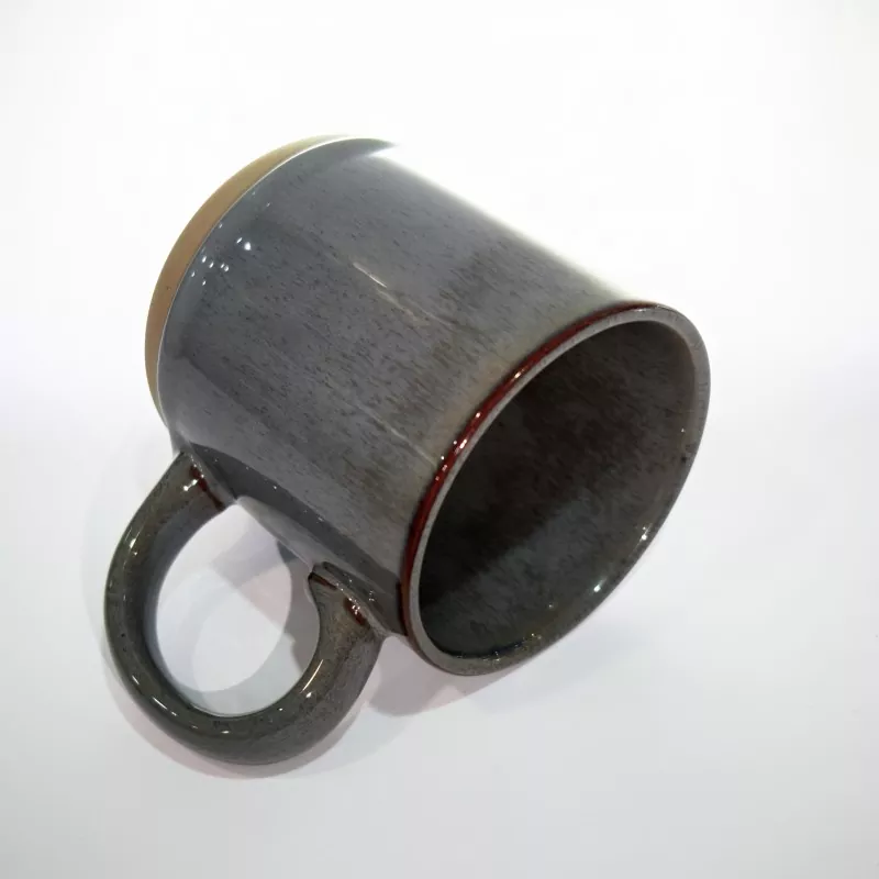 لیوان خاکستری مسافرتی ساده مدرن سرامیکی